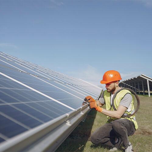 Supervisão de sistemas e montagem de geração fotovoltaica